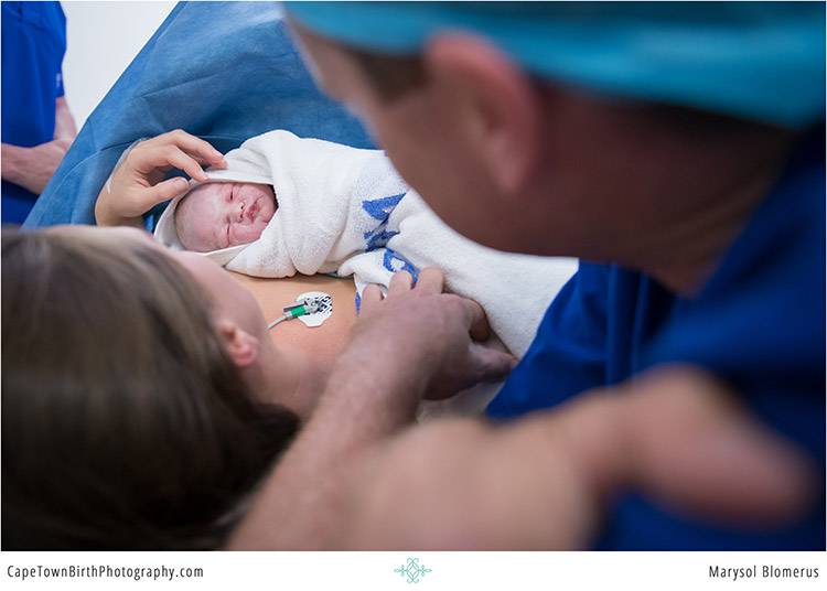 Newborn receiving early care after delivery